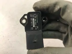 Ilmanpaineanturi OEM 0281002399 VW Caddy III:lle