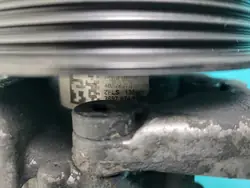 Pompe de direction assistée BMW E61 E60 530i 3.0 N52