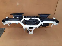 Mercedes Sprinter Lämmitin OEM A9108305801 - Käytetty