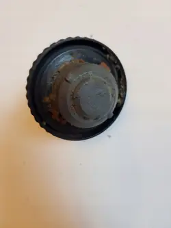 Bouchon de réservoir avec clé OEM Korek w123 wl Mercedes W123