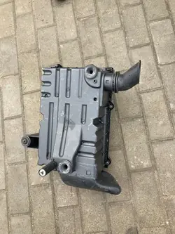 VW Audi Luftfiltergehäuse 1K0129620B 3AA129607E