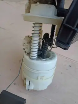 Flotteur de Pompe à Carburant Renault Clio III