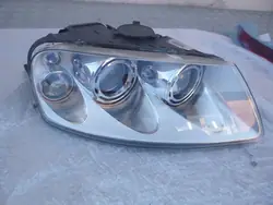 Phare Xenon Droit Avant VW Touareg 02-10