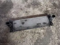 Radiador de intercooler SsangYong OEM 621970 - Usado