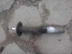 Vorderer Stoßdämpfer OEM 1093644 für BMW 5 E39