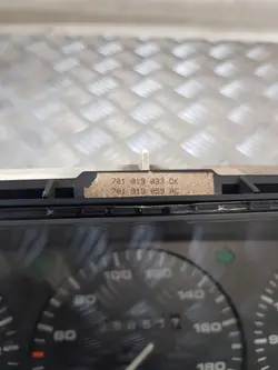 VW T4 Instrumentpanel OEM 701919033DK - Begagnad