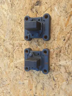 MERCEDES ACTROS MP4 Främre Upphängningsfäste OEM 1234567