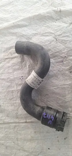 VW Audi Seat Skoda Vesiputki 8D0121101Q