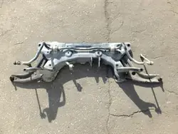 Subchassi dianteiro OEM sanki kołyska przód ford fiesta mk7