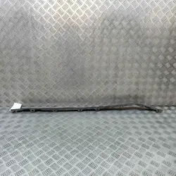 Toyota Auris motorrums tätning OEM 5570802480 - Begagnad