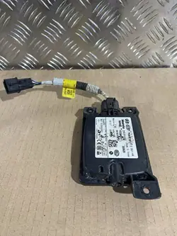 Hyundai Kona EV sokean kulman anturi OEM 99140-K4010