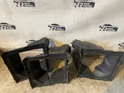 Seitenluftdeflektor OEM L8B2-8C465-AC für Land Rover
