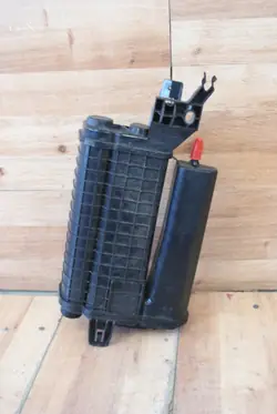 Boîtier Filtre à Charbon Actif OEM 3Q0201801