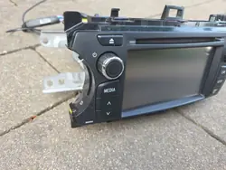 Radio Navegación Toyota Yaris III OEM 86140-0D050 2013
