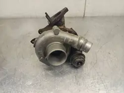 Turbolader OEM 762785 für Opel Vivaro 2.0L Diesel