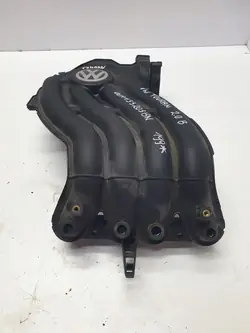 Ansaugkrümmer VW Touran 2.0 B 06A133203BN