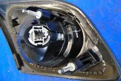 Mazda 3 I HB3 Höger Bakljus OEM FROST_2-128031