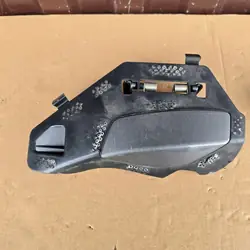 Tapa lavafaros izquierdo OEM A1178850756 Mercedes CLA