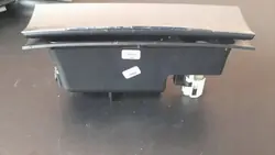 VW Passat B6 Aschenbecher Zigarettenanzünder OEM 3C0863284