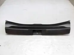 Suzuki Vitara III baksätesbältesskydd OEM 76191-54P0