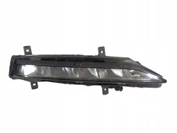 Phare Halogène Droit Avant d'Occasion OEM 3V0941700B