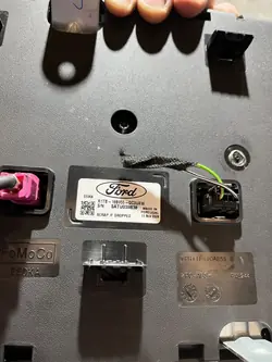 Ford Puma MK2 navigointinäyttö OEM R1TB-18B955-GC