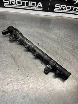 Kraftstoffschiene Mercedes CLS 320 CDI W219 A6420700495