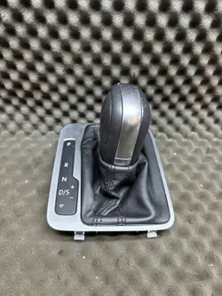 Cadre de levier de vitesse OEM 7P1713203G Volkswagen