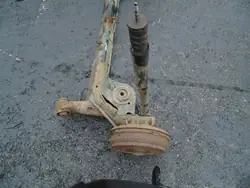 Poutre suspension arrière OEM 380996 Dacia Logan MCV