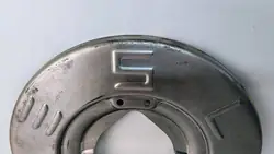 Bromsskivsskydd Tesla Model 3 OEM 1044661-C