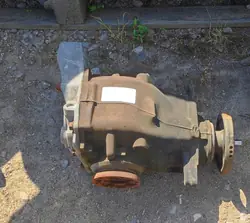 Bakaxel Differential BMW 3 E90 7541580-02 Begagnad