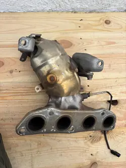 OEM 208A08987R Catalisador Renault 1.6 E-Tech Híbrido