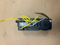 Bomba de bloqueio central Mercedes W210 OEM A2108001648