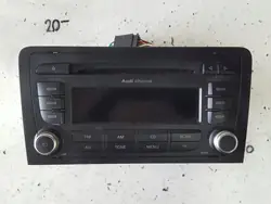 Radio CD Chorus Audi OEM 8P0035152F pour A3 8P
