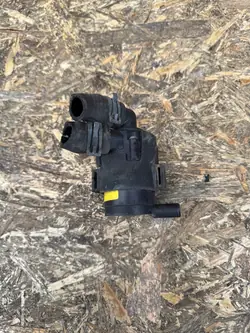 Vattenpump VW Transporter T5 2.0 TDI