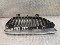 OEM 7077129 Takapuskurin tuuletusritilä BMW 1-sarjaan