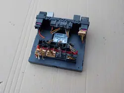 Gebruikte VW Golf V Bordnetz-module OEM 3C0937049AJ