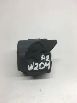 Actionneur de trappe à carburant OEM 8961-05Q03 Mercedes W204