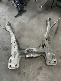 Opel OE etujousipalkki Peugeot Expertille