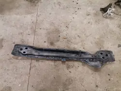 OEM NBGFDSCVBXX Traverse Inférieure Radiateur Honda CR-V