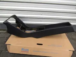 Mercedes W124 85-96 Schwarze Mittelkonsole OEM