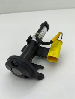 BMW 5 G30 G31 Linker Motorhaubenverschluss OEM 7435797