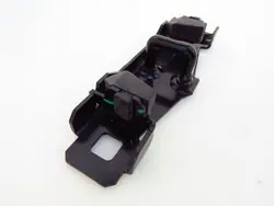 Takaluukun lukitus OEM 31301696 - Käytetty