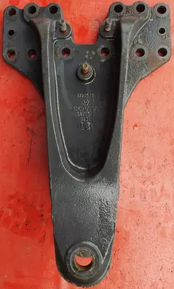 SCANIA R 420 Suporte de Molas (1799578)
