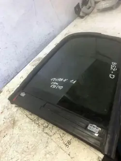 OEM 43R001667 Höger bakruta för VW Touran 5T1