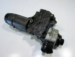 Öljynsuodattimen pohja OEM 038115466 VW Crafter 2.5 TDI