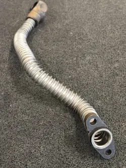 Turbo-oljedräneringsrör OEM 51057010385 för MAN D2066LUH
