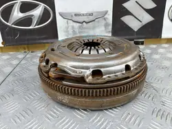 Embrayage complet AUDI A3 8Y 2.0 TDI 05L105266F