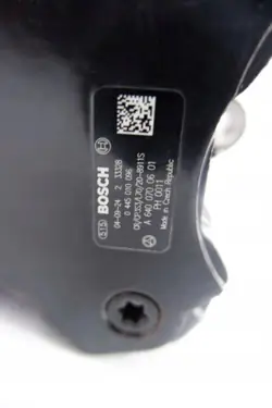 Pompe à injection Mercedes-Benz OE A6400700601 d'occasion