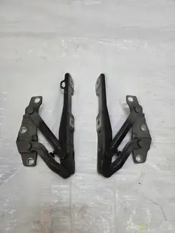 Opel Adam Motorhuveskarn OEM 13355230/31 - Vänster/Höger
